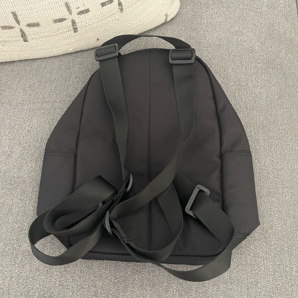 Mini Converse Backpack - Picture 2 of 3